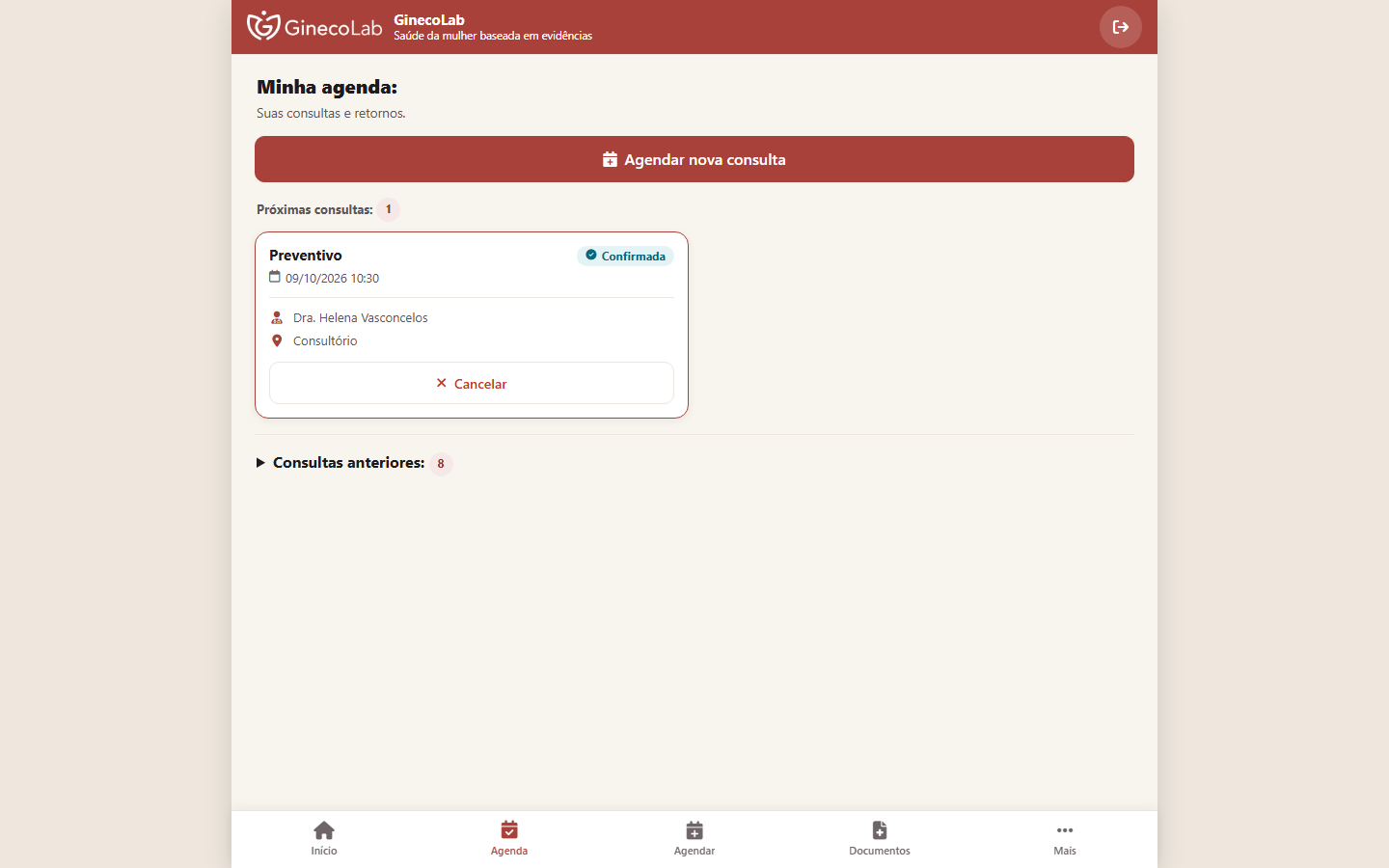 Agenda da paciente no computador, com a próxima consulta e as consultas anteriores