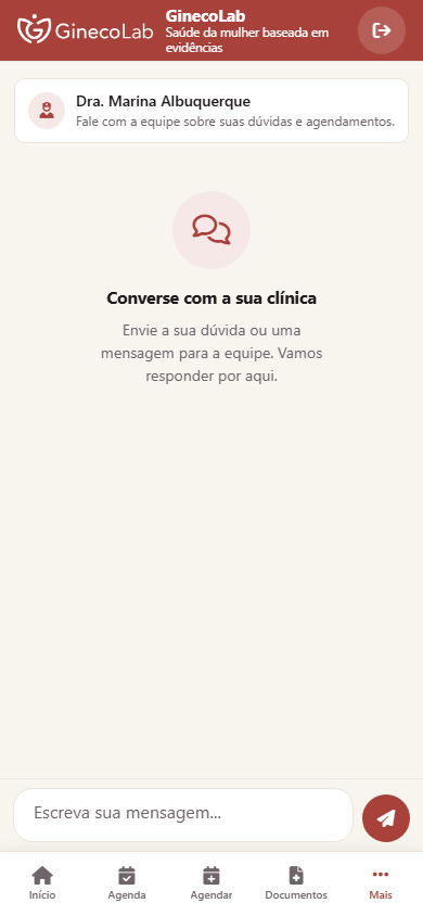 Conversa com a clínica no celular
